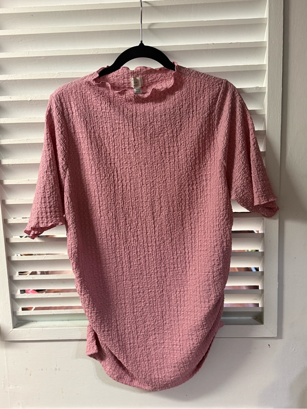 Textured Pink Short Sleeve Women's Top